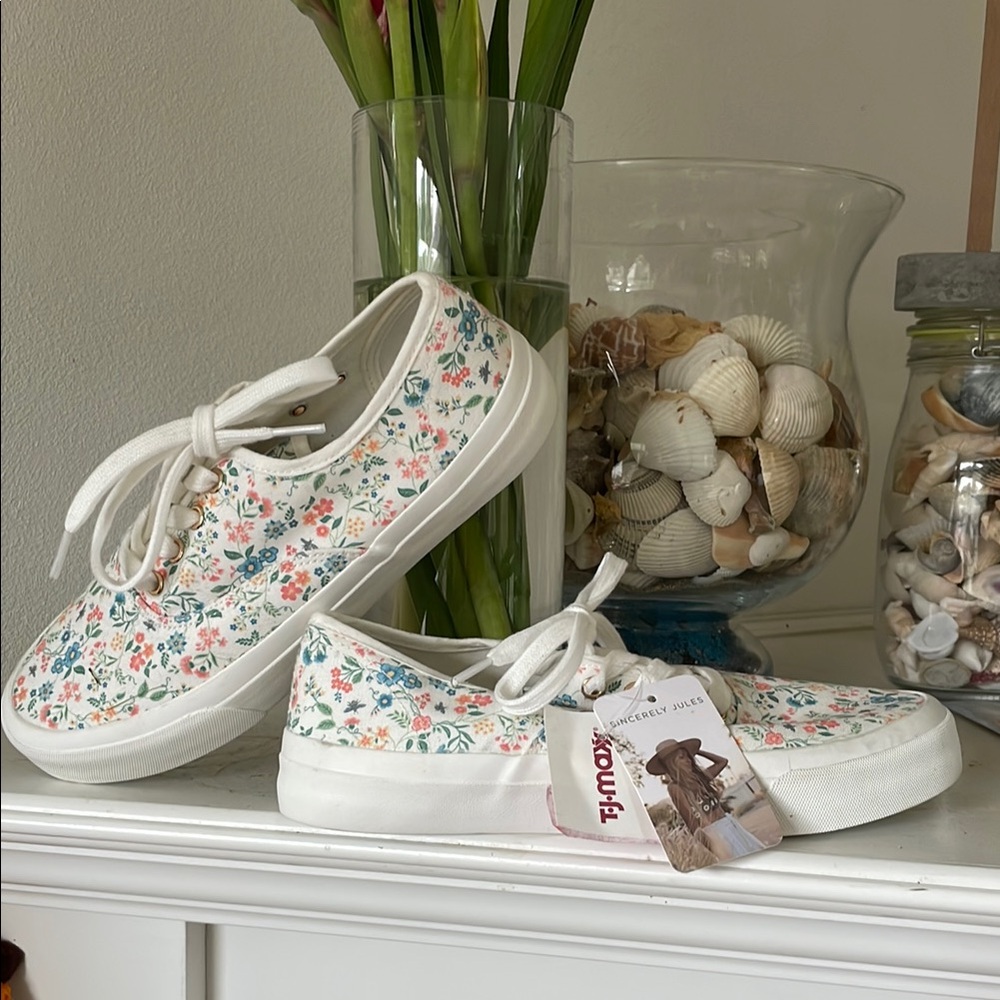 Women’s Floral Canvas Sneakers - White with Multi Floral Print